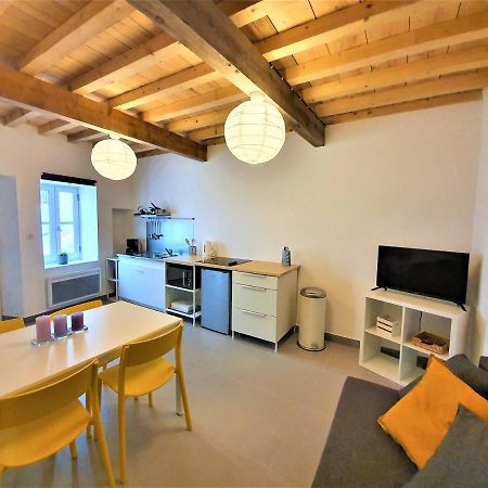 Maison De Ville Des Arenes Arles Esterno foto